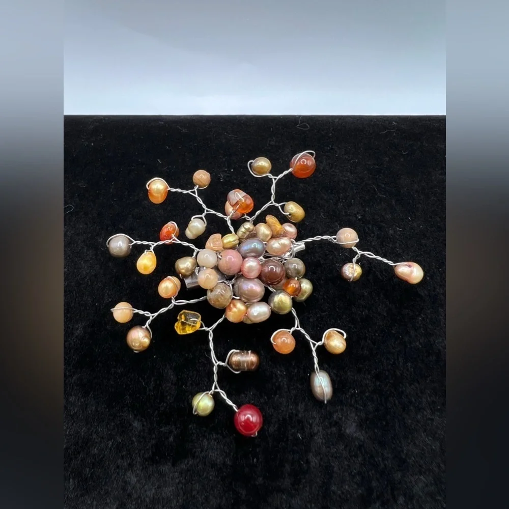 Vintage Pearl & Crystal Starburst Brooch Pin Gold Tone